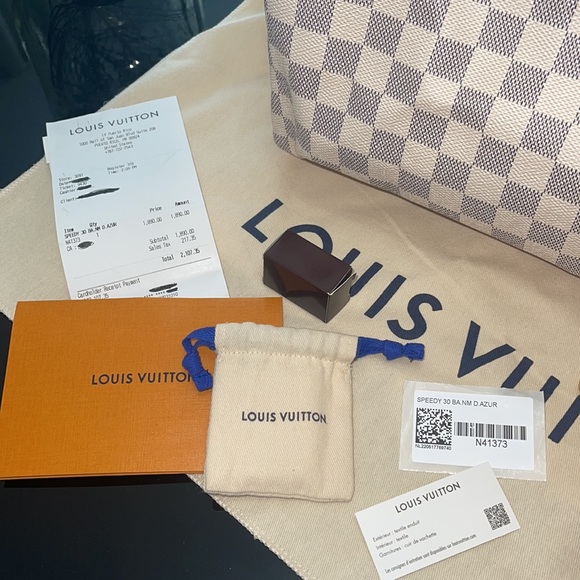 Louis Vuitton Damier Azur Speedy 30” - Picture 8 of 16